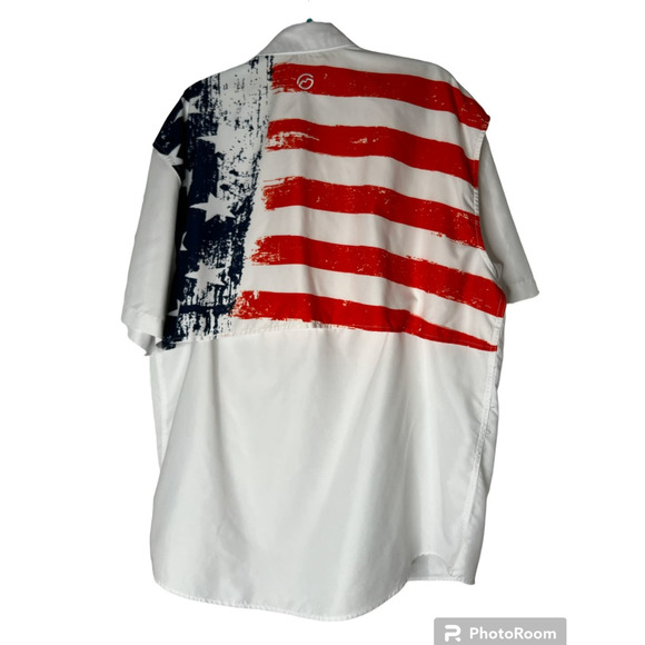 Magellan Men's Button-up Shirt Size XL in White w/American Flag Relaxed Fit - Picture 2 of 7